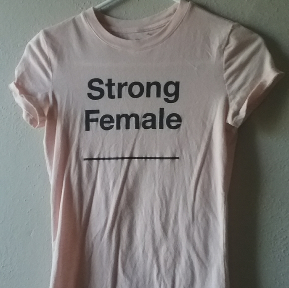 Strong female tee - Picture 2 of 3